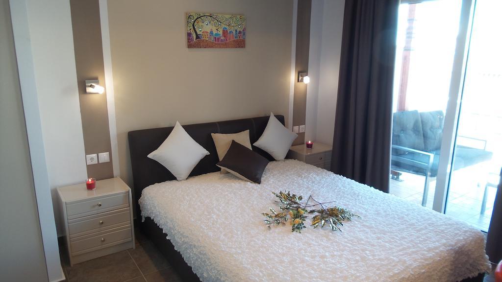 House Roula Otel Neos Marmaras Oda fotoğraf